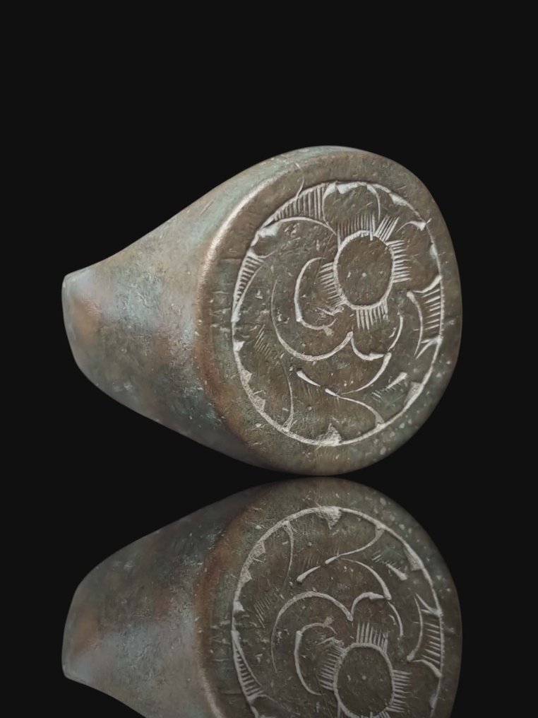 Μεσαιωνική, εποχή σταυροφόρων Χάλκινη Μεγάλη Σφραγίδα Λουλουδιού Δαχτυλίδι  (χωρίς τιμή ασφαλείας) #2.1