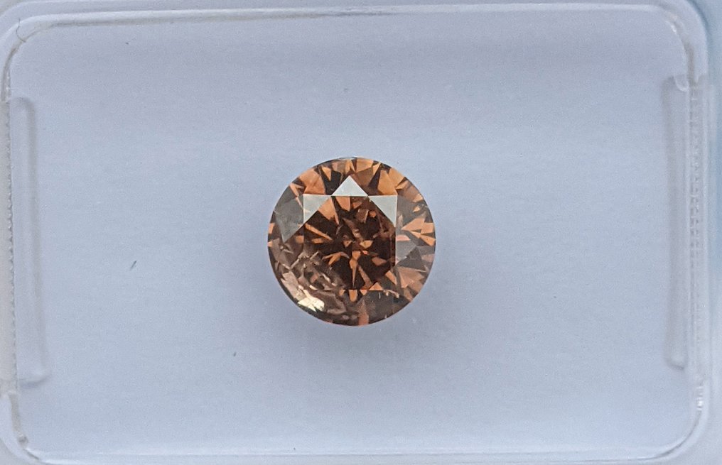 Sem preço de reserva - 1 pcs Diamante (Colorido natural) - 0.79 ct - Redondo - Fancy deep Castanho Laranja - I1 - International Gemological Institute (IGI) #1.0