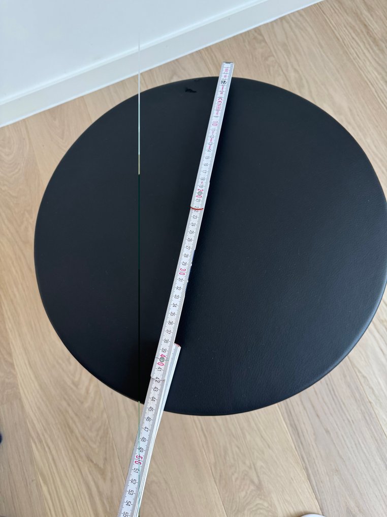 Poltrona Frau - 边桌 - Bob - 皮革 #3.2