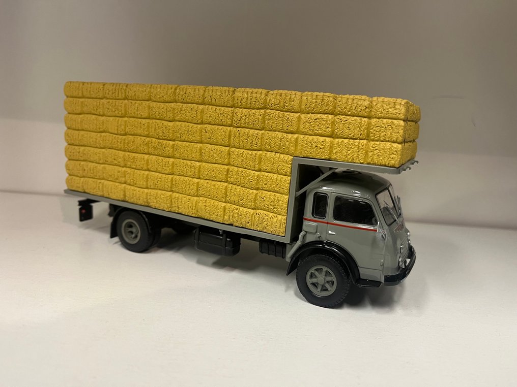 IXO 1:43 - Φορτηγό μοντελισμού - Renault Faineant #2.1