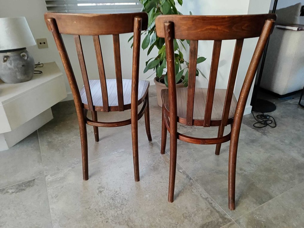 Thonet - Michael Thonet - Stol (2) - Stol nr. 14 - Bøg, Træ #2.1