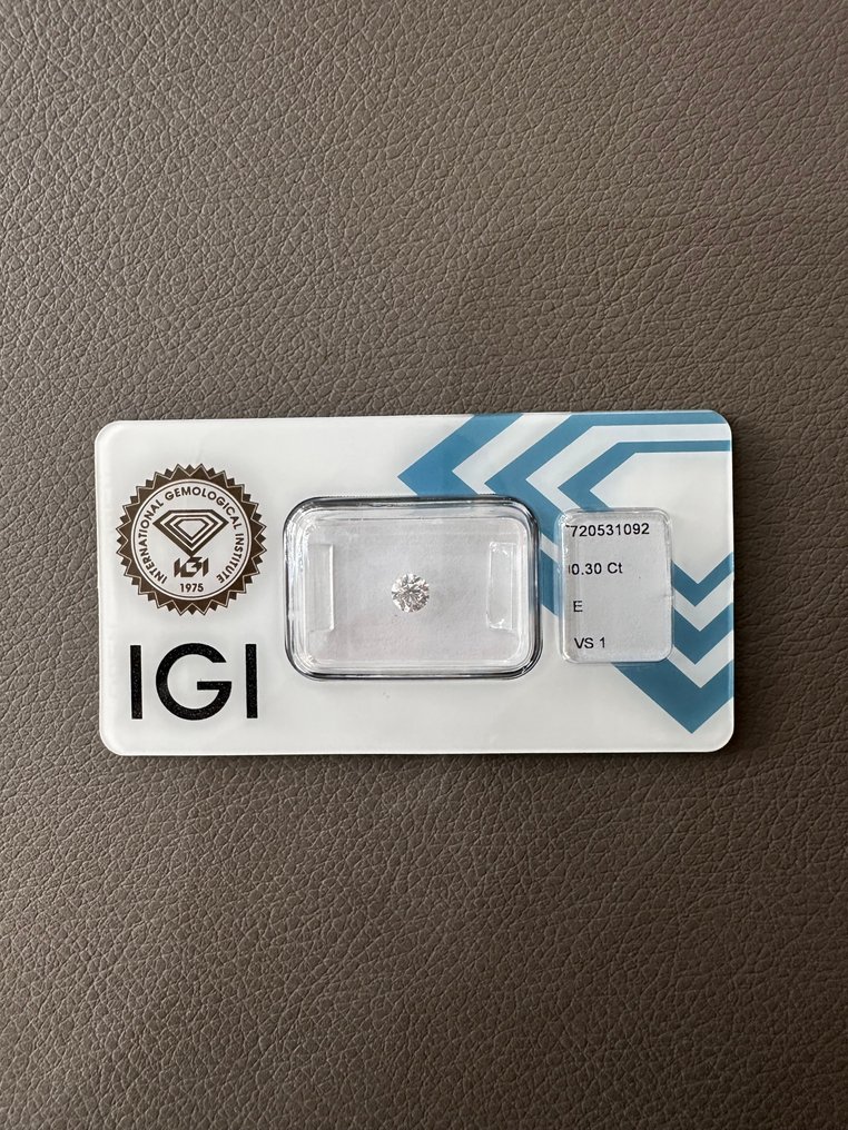 1 pcs 钻石 (天然) - 0.30 ct - 圆形 - E - VS1 轻微内含一级 - 国际宝石研究院(IGI) - *EX EX EX* 免运费 #1.0