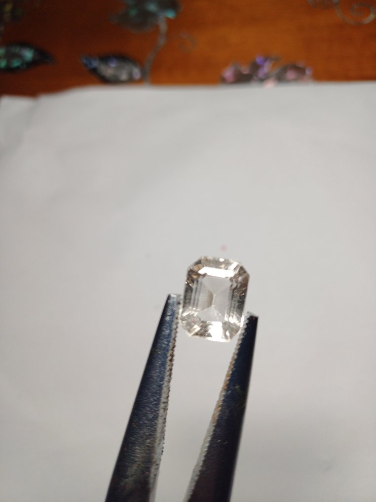 Ingen reservasjonspris - 1 pcs Rosa Topas - 10.47 ct - Det internasjonale gemologiske institutt (IGI) #1.0