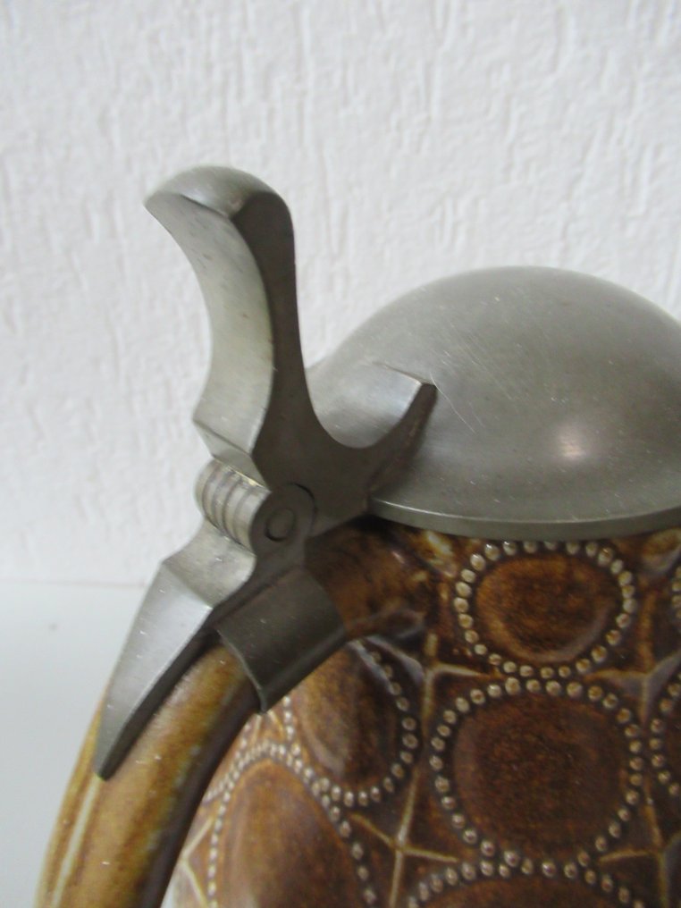 Reinhold Merkelbach - Kannu - Reinhold Merkelbach steengoed bierkan - Kivitavara #4.3