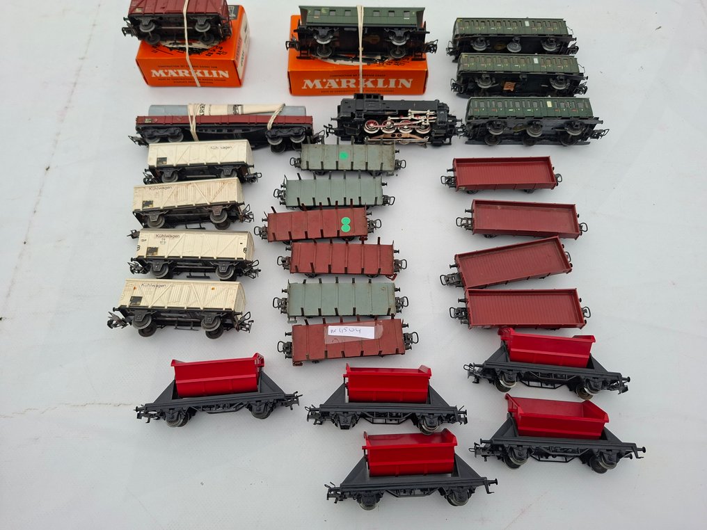 Märklin H0 - 4902 - Unitate tren (26) - Condiție este rezonabilă până la bună, locul este unul vechi din anii '60, câteva vagoane de - DB #1.0