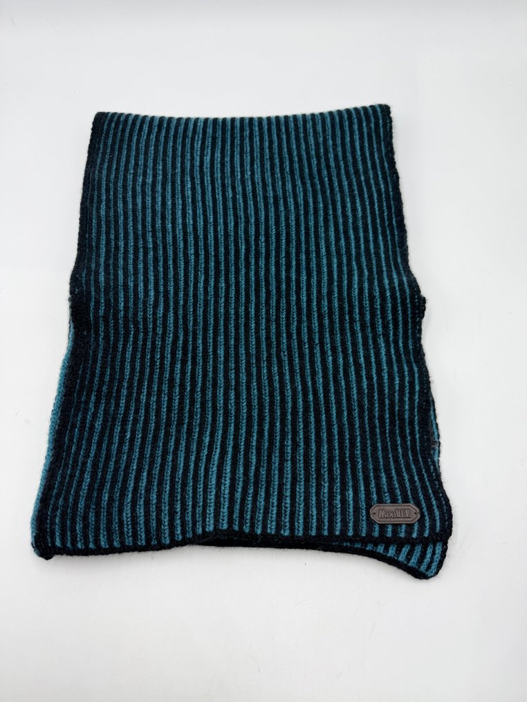 Moorer - andres - Scarf #2.1