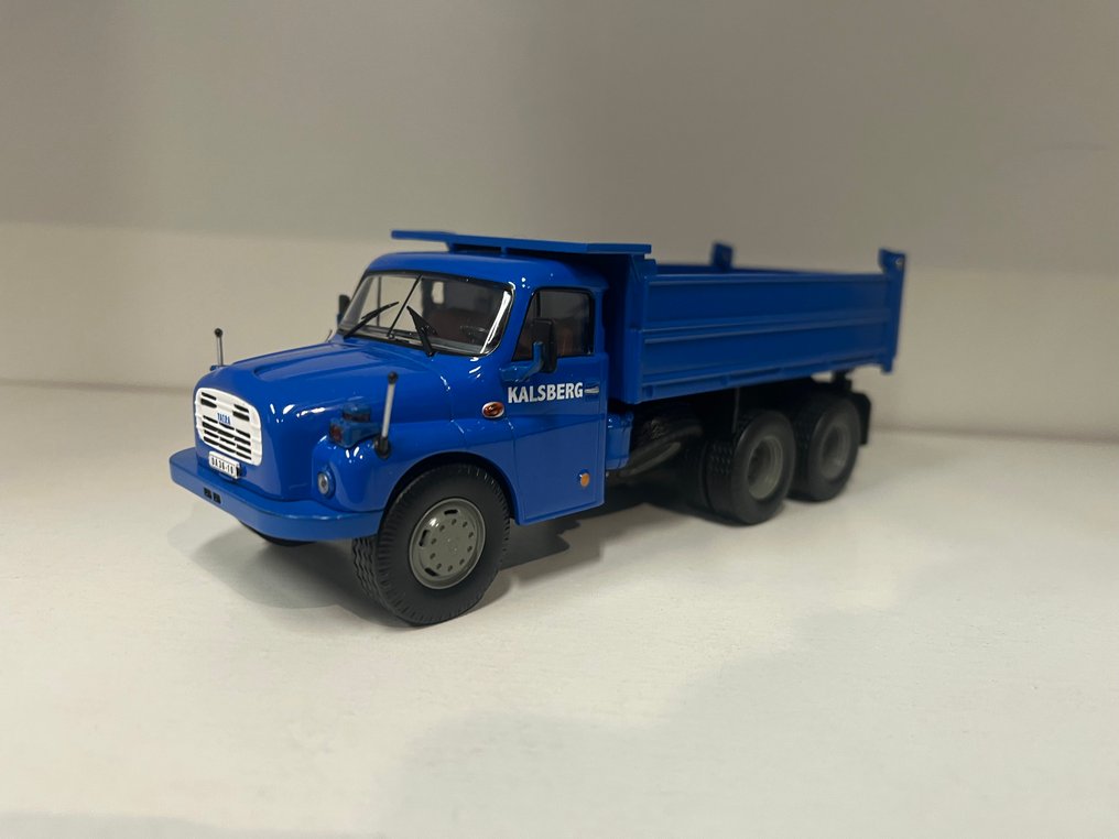 IXO 1:43 - Camión a escala - Tatra 148 S3 #1.0