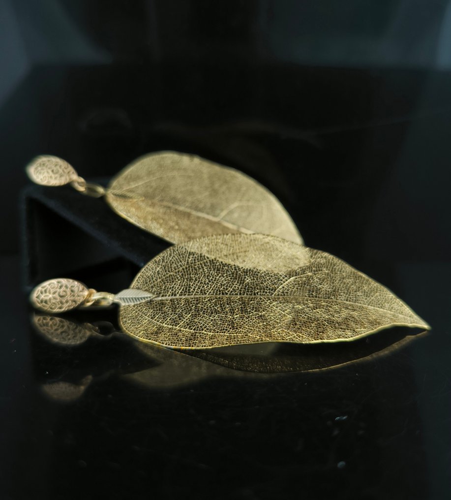 liść Karta - Wysokość: 101 mm - Szerokość: 38 mm- 5.59 g - (1) #3.2