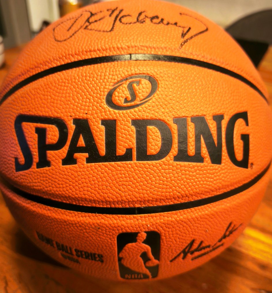 NBA - Detlef Schrempf - Basketball - ball #1.0