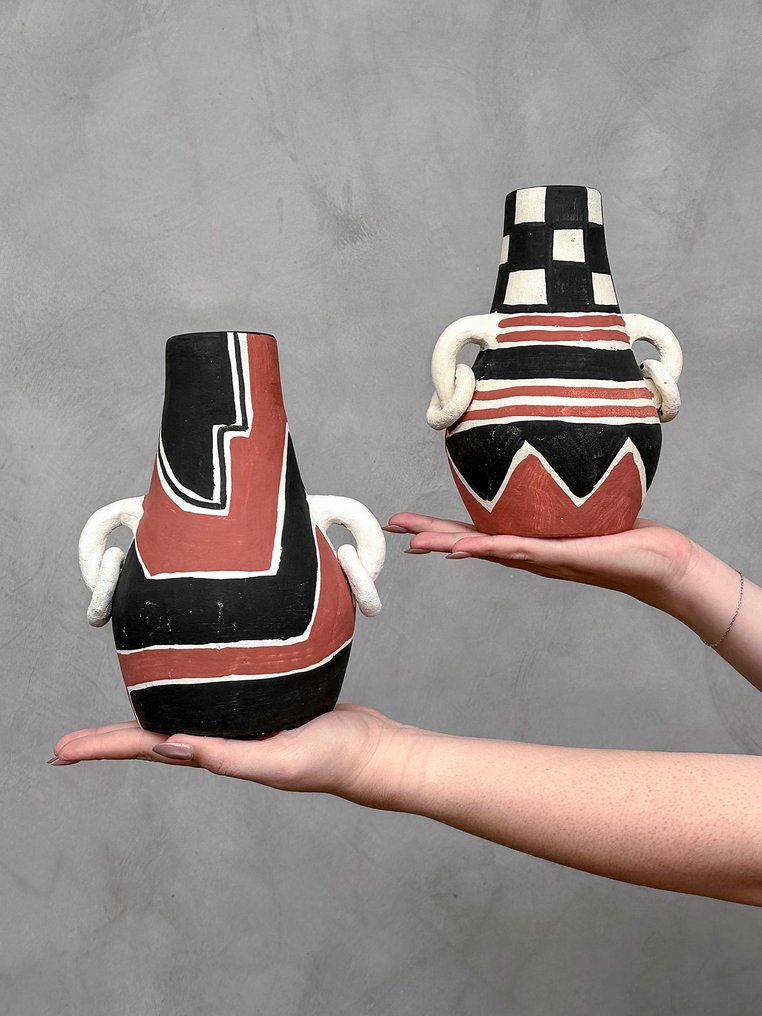 Decorative ornament (2) - NO RESERVE PRICE -Wonderful Pair of Colorful Terracotta Pottery - Indonesia #1.0