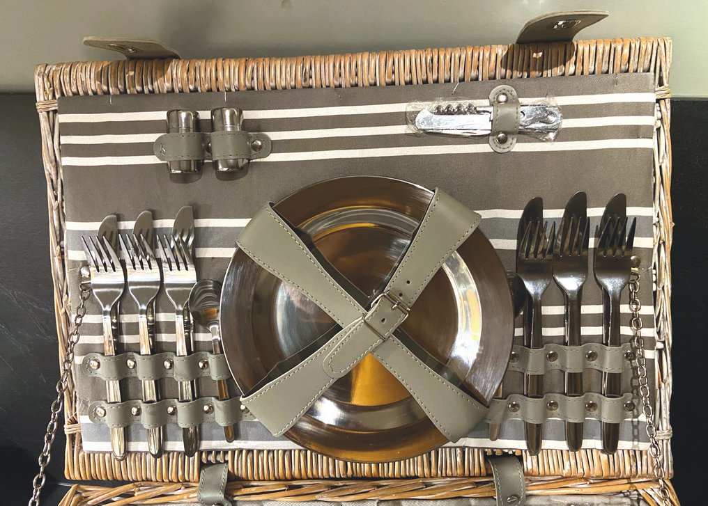 豪华设计的野餐篮，配有大冷藏区/箱（适合6人） - inclusief #3.2