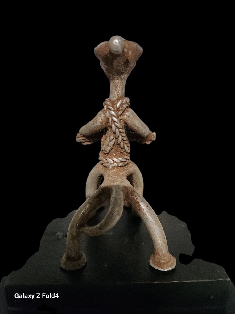 cavaliers are - Chad (No reserve price) #3.2