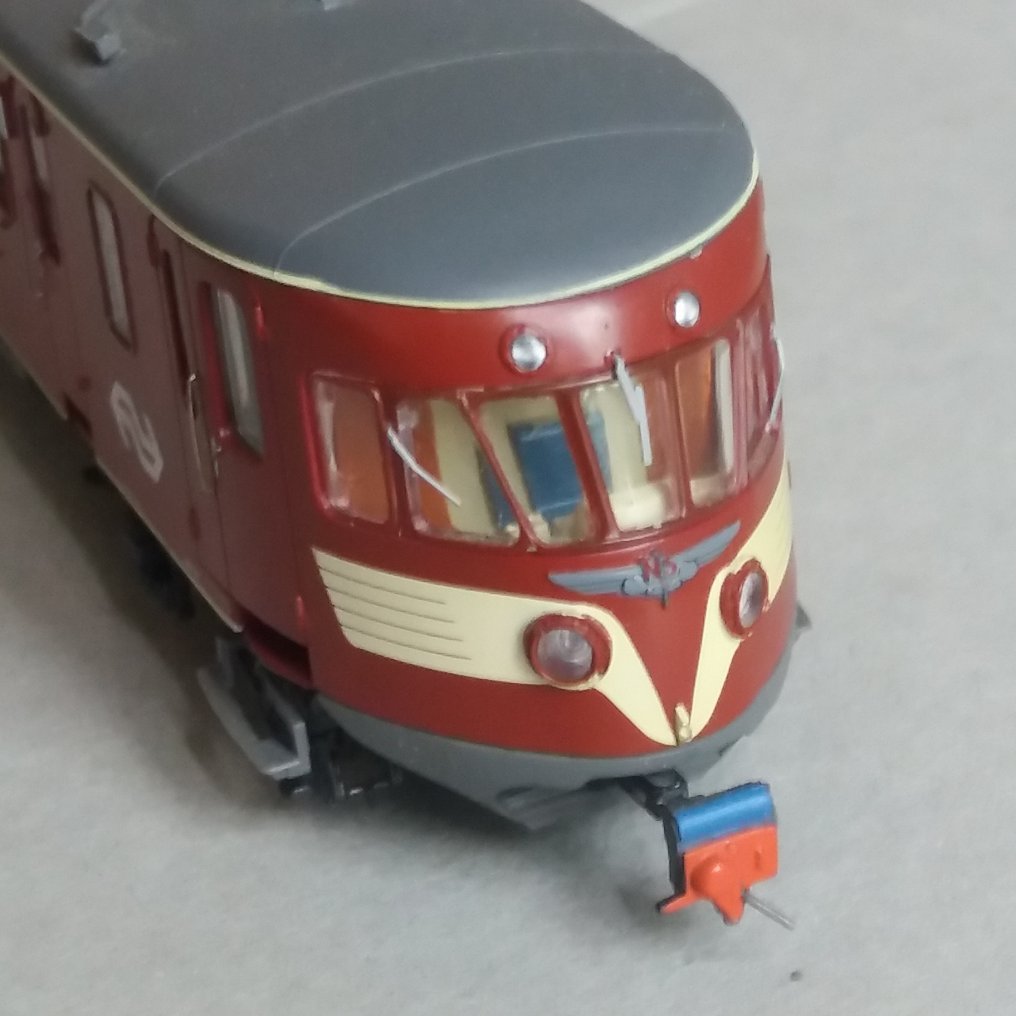 Artitec H0 - Πετρελαιοκίνητη μηχανή τρένου (1) - Diesel-motorrijtuig DE1 αρ. 32 - NS #2.1