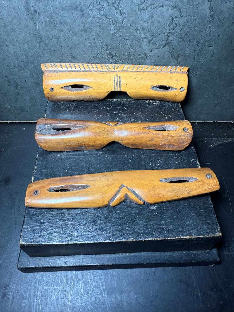 Inuit-style snow goggles - Bone - 21st century #2.1