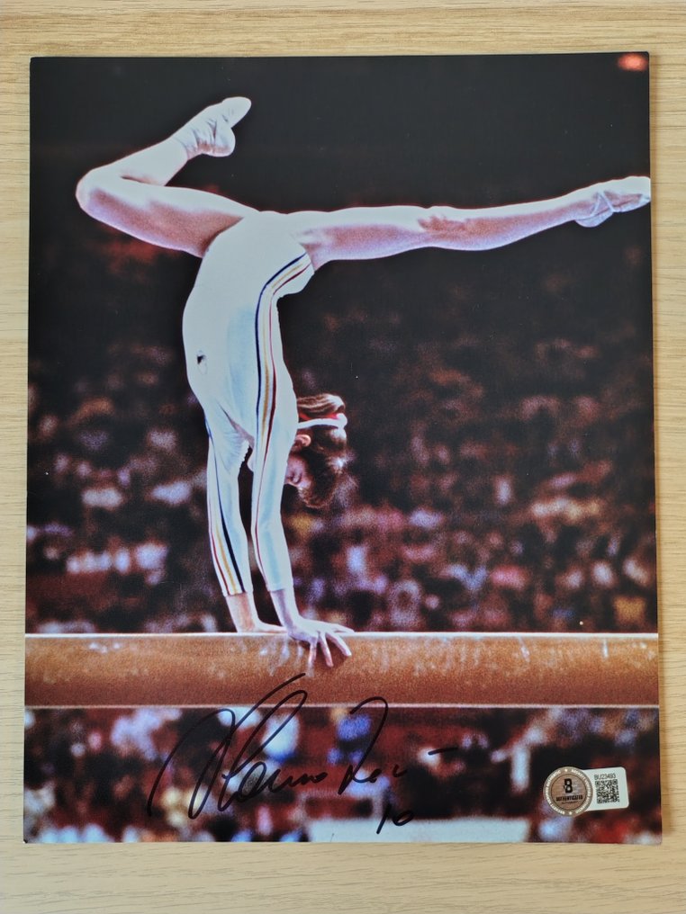 Gymnastics - Nadia Comaneci - Valokuva #1.0