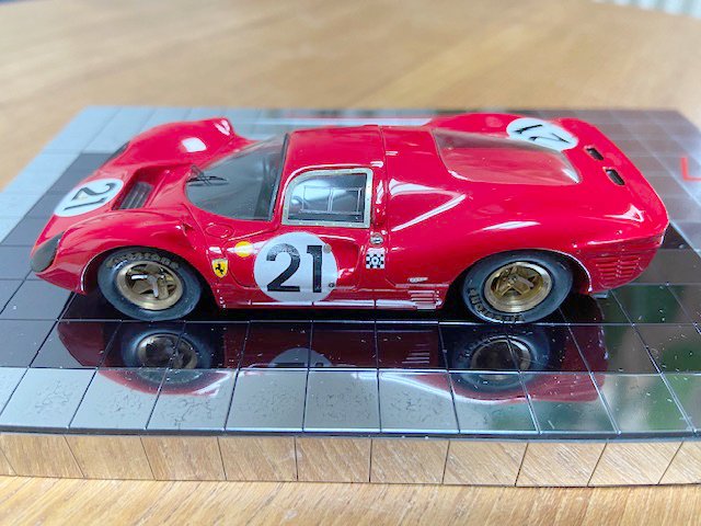 Heco Modeles 1:43 - Modelauto - Ferrari 330 P4 1967 #4.3