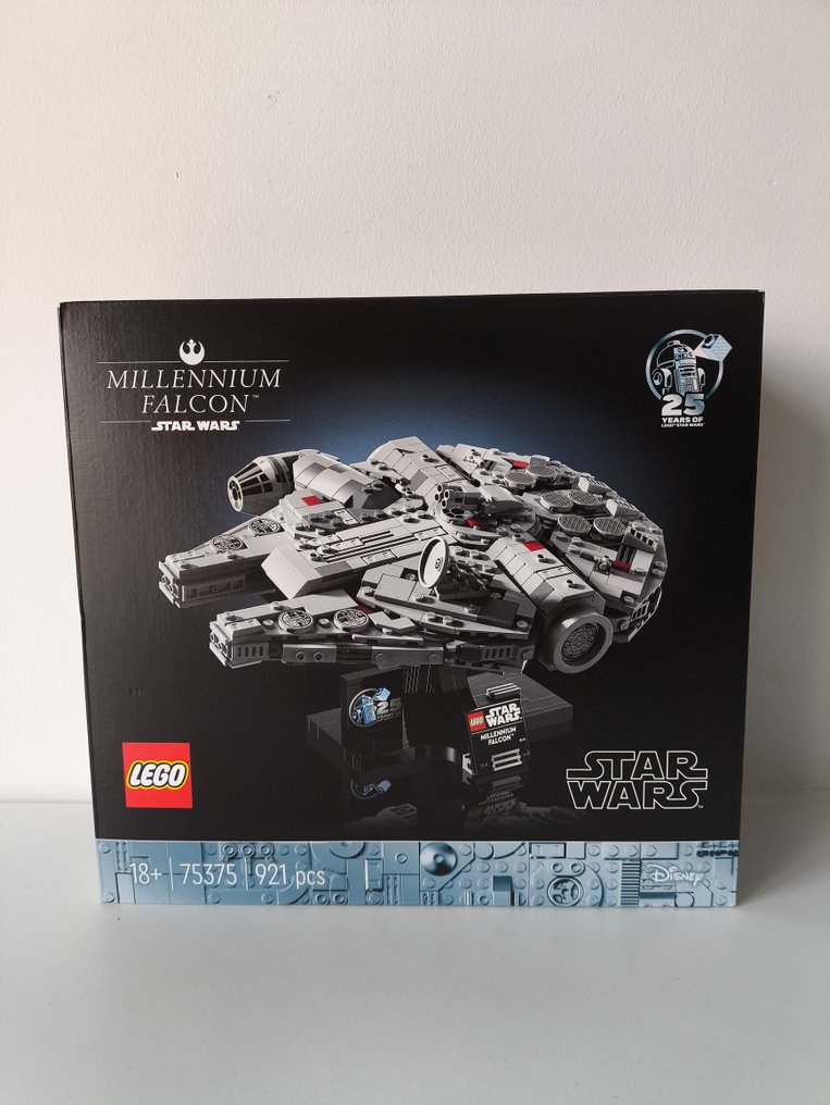 Lego Set - 75375 - Star Wars - Millennium Falcon #1.0