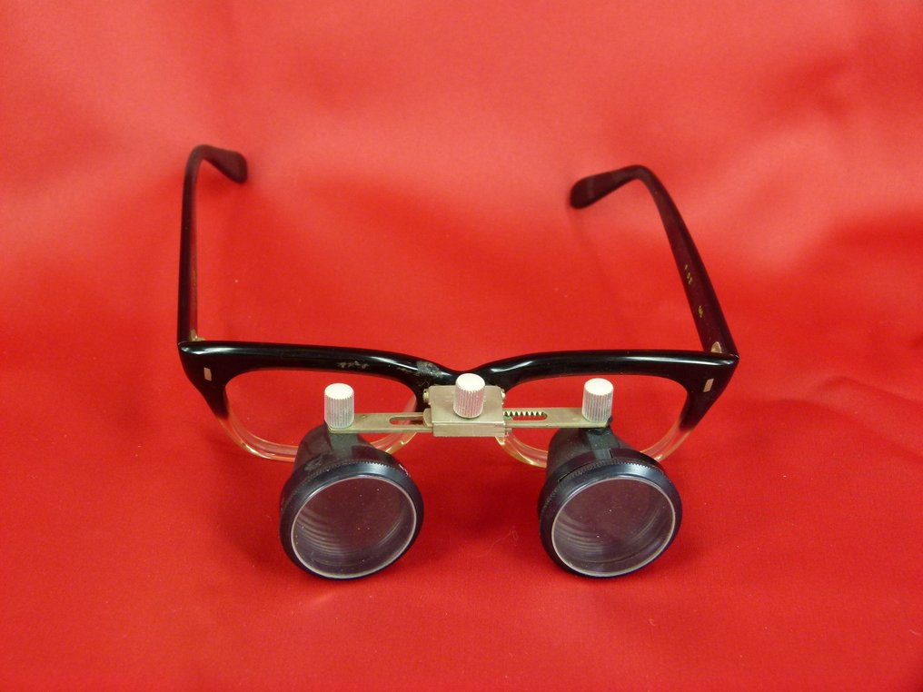 Lupe - 966 - 1950–1960 - Oculus #2.1