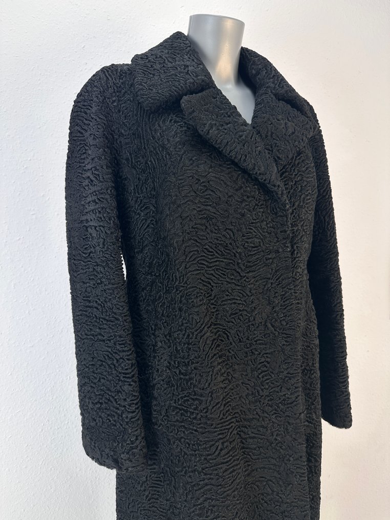 Artisan Furrier - 皮毛大衣 - 复古 #4.3