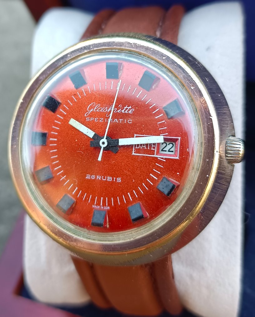 GUB Glashütte - "UFO" - Spezimatic, cal. 75 (automatic), Orange dial - No reserve price - 379898 - Men - 1970 #1.0