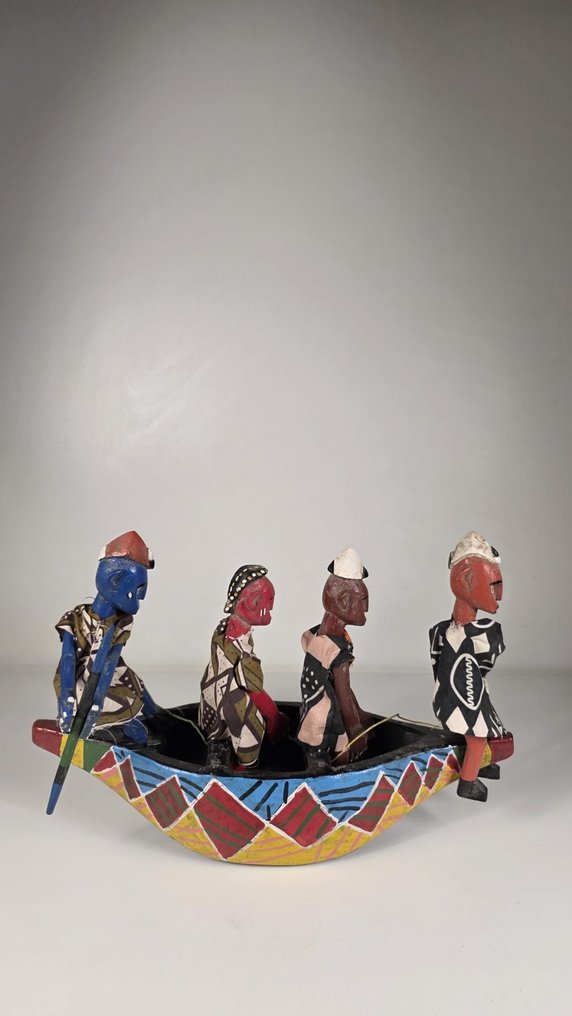 Puinen pirogue - Sénoufo - Norsunluurannikko (Ei pohjahintaa) #1.0