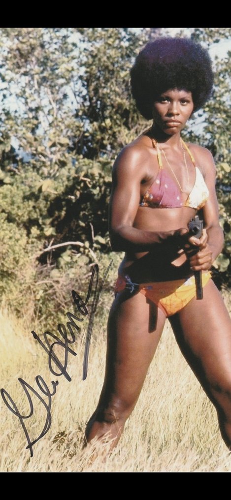 James Bond 007: Live And Let Die - Signed by Gloria Hendry (Rosie Carver) #2.1