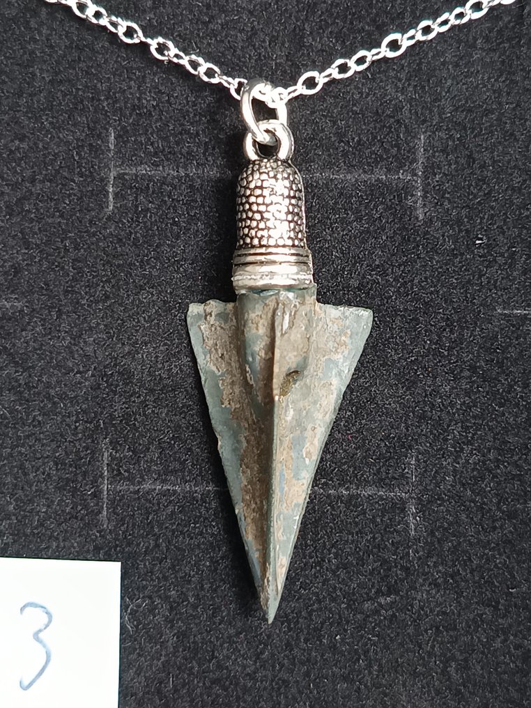 凯尔特 黄铜色 Arrowhead - 3 cm  (没有保留价) #1.0