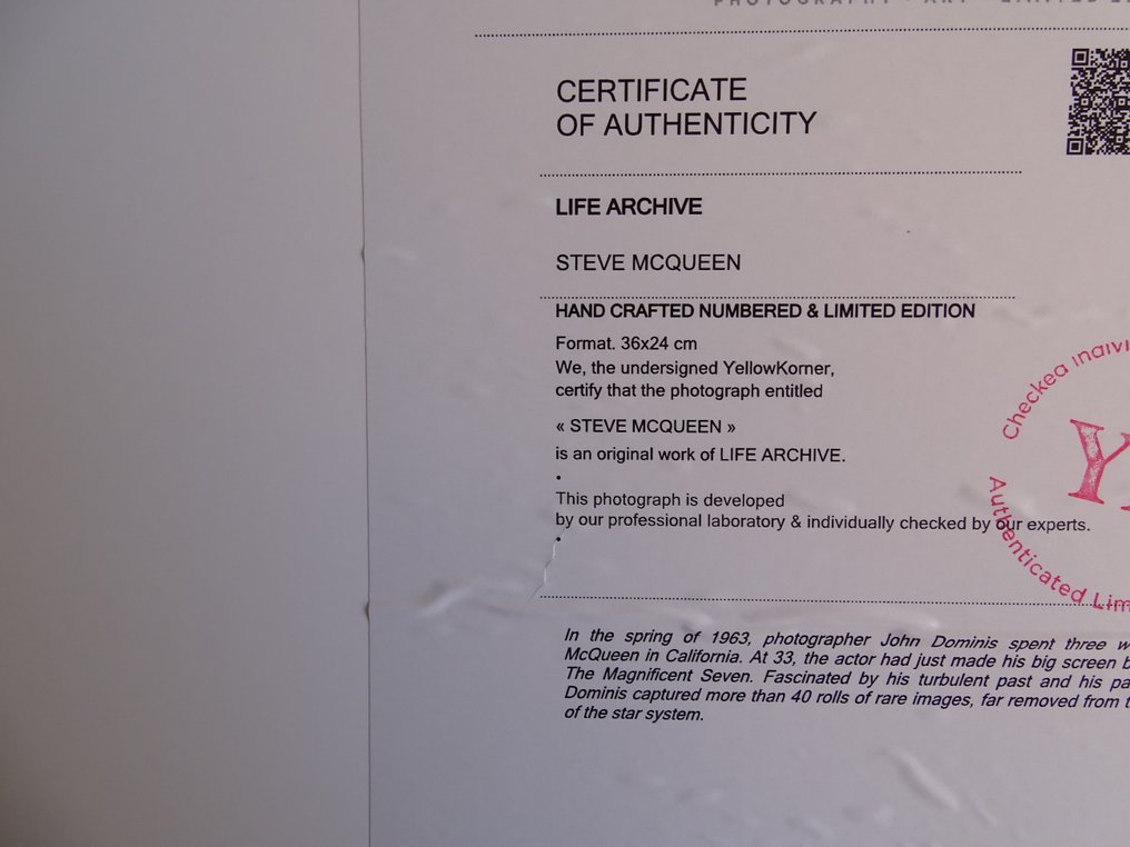 John Dominis. - Steve McQueen with gun #2.1