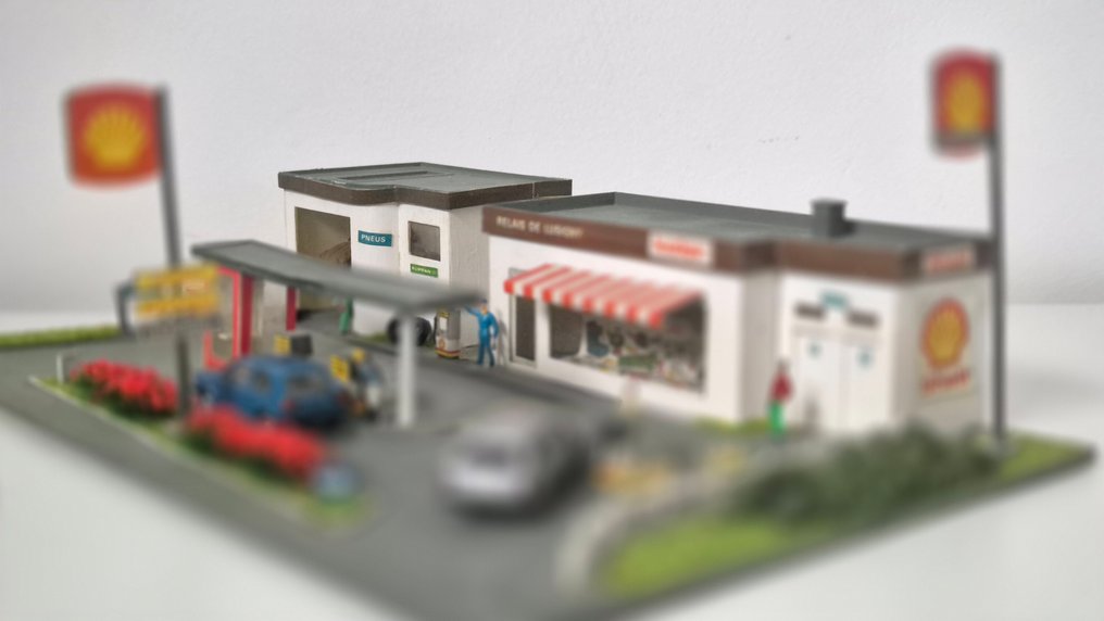 Faller, Jouef, Noch, Preiser H0 - Model train (1) - Shell gas station #1.0