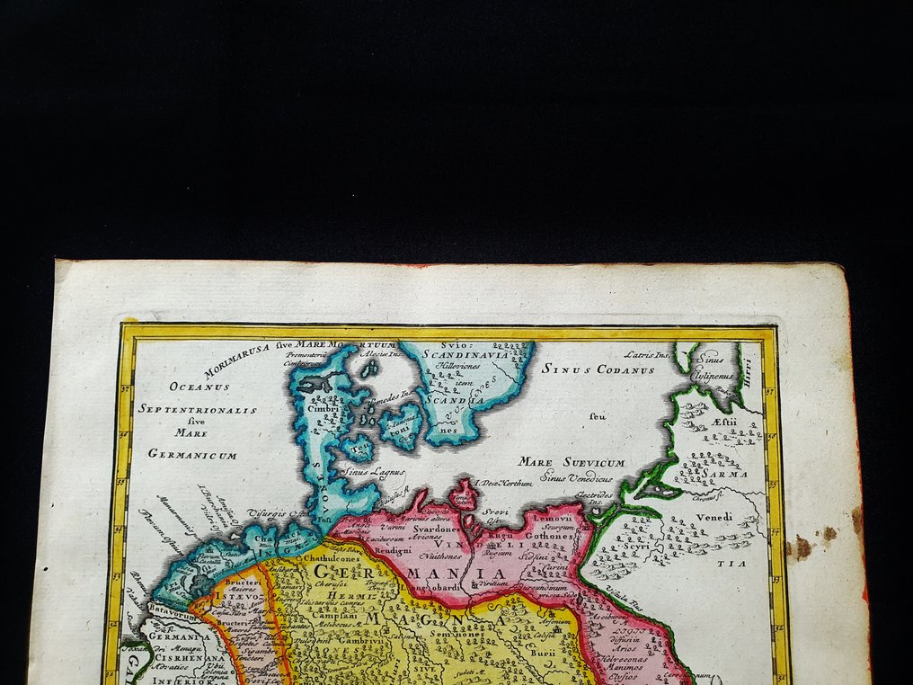 Europe - [LOT de 2] - Europe du Nord-Est / Allemagne / Munich / Berlin; Christopher Weigel & David Kohler - Germania in Seculo V,  P.C.N. / Germaniae - [LOT of 2] - 1701-1720 #4.3
