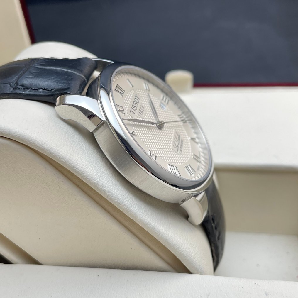 Tissot - Le Locle - Ingen mindstepris - T41.1.423.33 - Mænd - 2010-2020 #4.3
