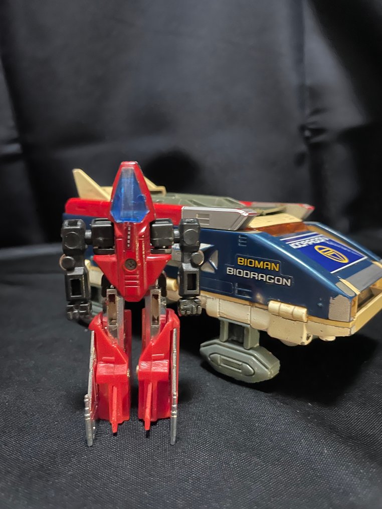 Bandai 1:100 - 模型船  (2) - Biodragon DX Bioman/Biodragon carrier - 航空母舰与变形战斗机 #1.0