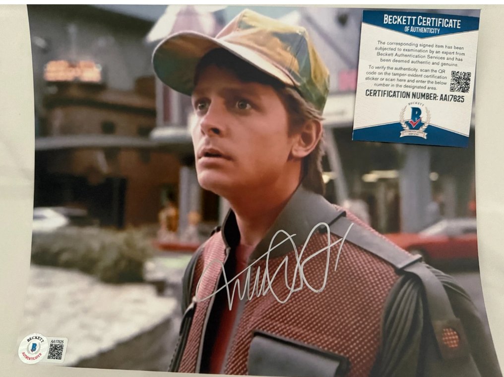 回到未来 - Michael J. Fox (Marty) - signed 8x10" - with Beckett COA #1.0