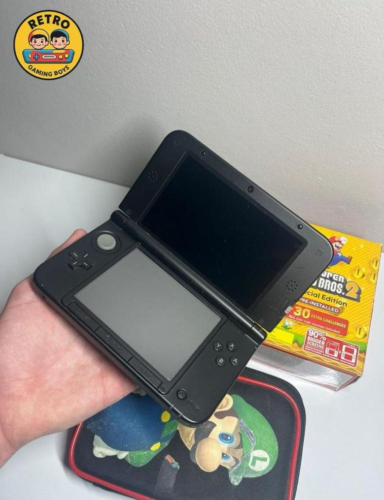 Nintendo - 3DS xl - Nintendo 3DS XL - Video game console - In original box #1.0