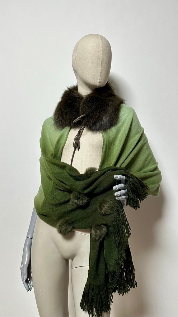 Artisan Furrier - Scarf #3.2