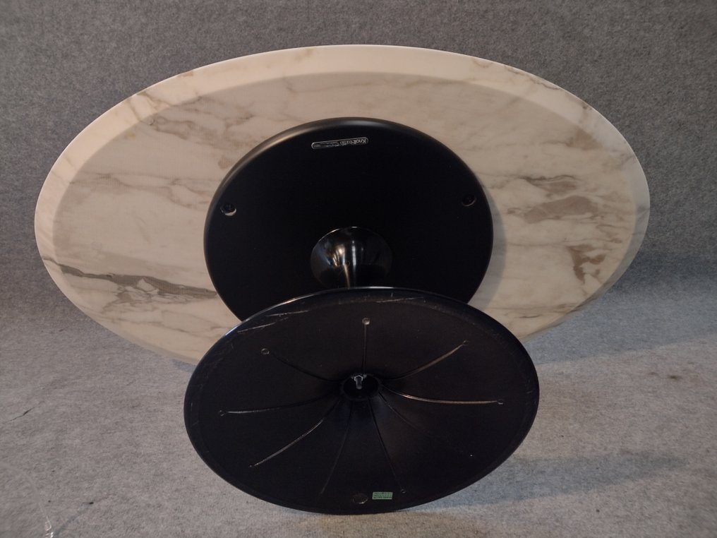 Knoll - Eero Saarinen - Table basse - Table Tulip - Marbre, Aluminium #2.1