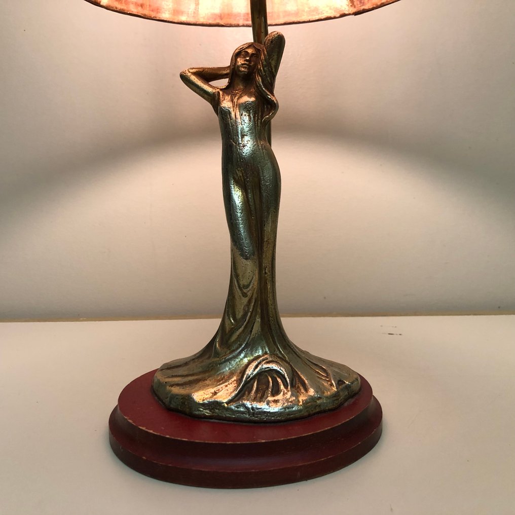 Massive - Lampada da tavolo a forma di statuetta - 12751/S1 - Spelter #3.2