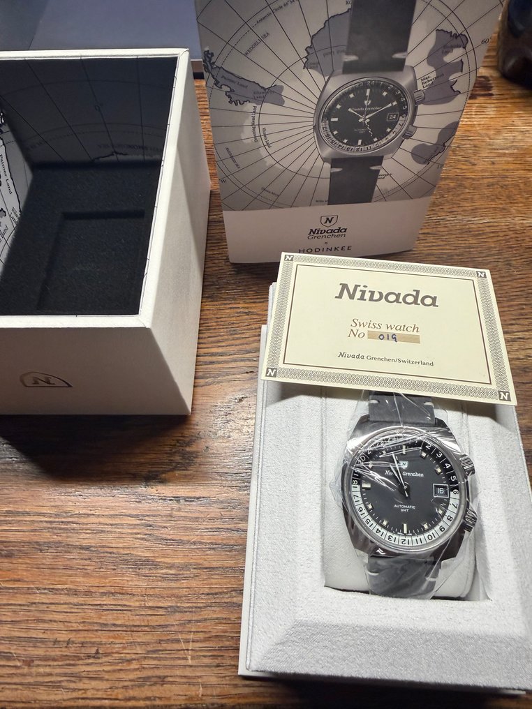 Nivada - Limited for Hodinkee 225 pieces - 87013 - Herre - 2025 #1.0