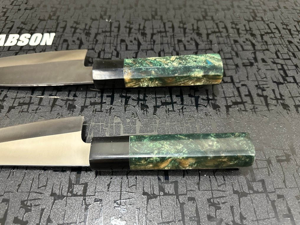 Deba & Kiritsuke - Küchenmesser - Chef's knife - Gehämmerte spezielle D2-Stahl Japanese Deba & Kiritsuke Chef-Messer - Ergonomischer Mischfarbenharzgriff - Japan #3.2