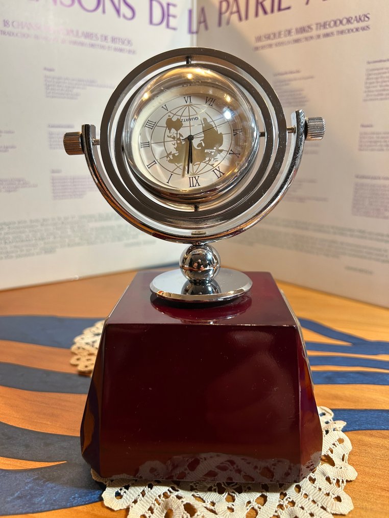 Cercle Tournant -   Ξύλο, Μέταλλο, Ασημί, λακας - 1970-1980 - Ρολόι σταθμού μετεωρολογίας #4.3