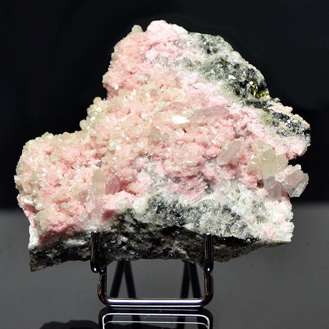 Rodochrozyt Kryształy na matrixie - Wysokość: 9 cm - Szerokość: 9 cm- 280 g #1.0