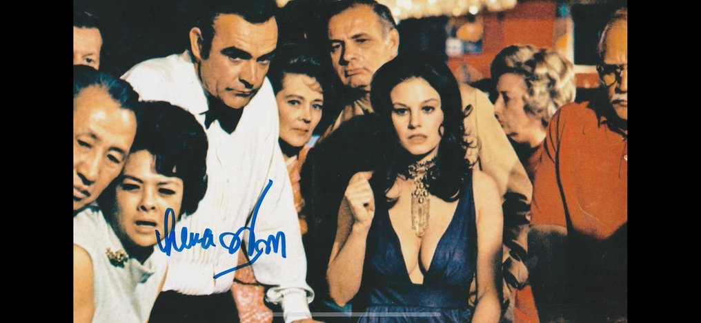 James Bond 007: Diamonds Are Forever - Signed by Lana Wood (Plenty O'Toole) #2.1