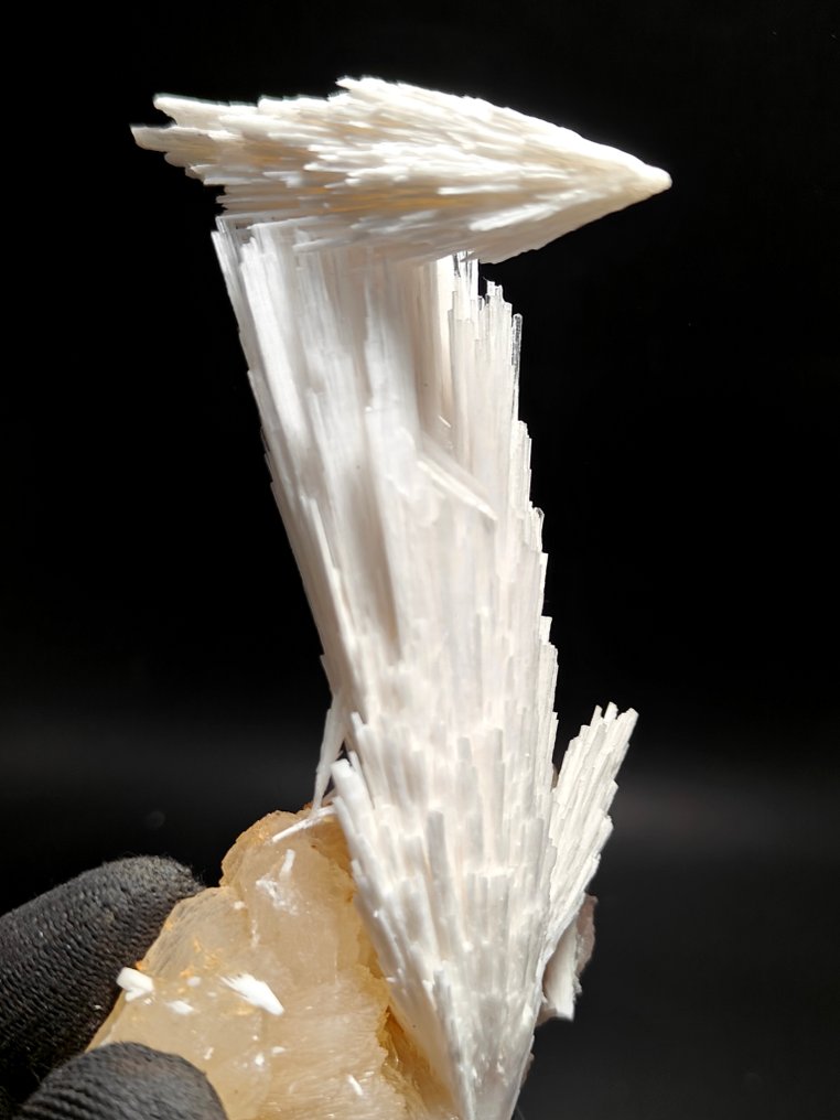 Scolecite su Stilbite Cristalli su matrice - Altezza: 13 cm - Larghezza: 9 cm- 156 g #3.2