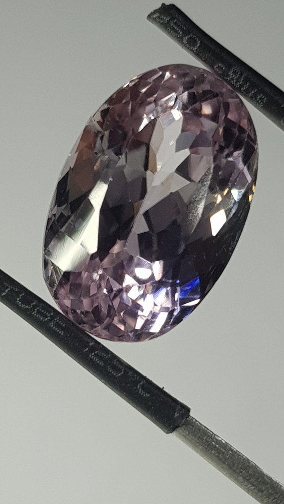 Senza prezzo di riserva - 1 pcs Rosa Kunzite - 10.94 ct - Antwerp Laboratory for Gemstone Testing (ALGT) #1.0