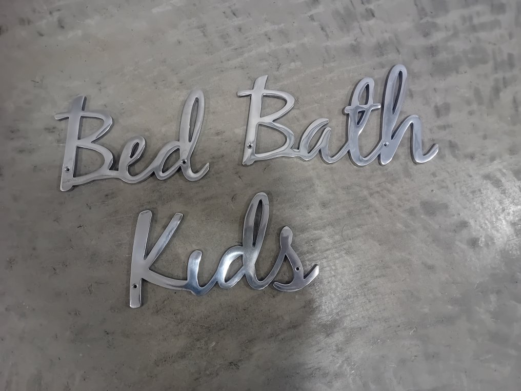 Design Ferragens para porta (3) - 2000-2010 - Descrição da porta / do quarto #1.0