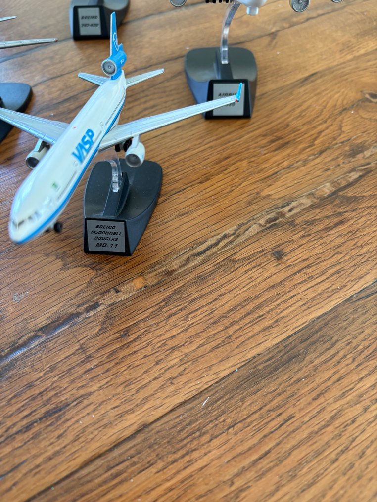 Αεροπλάνο μοντελισμού  (21) - Ensemble de 21 avions miniatures en métal #2.1