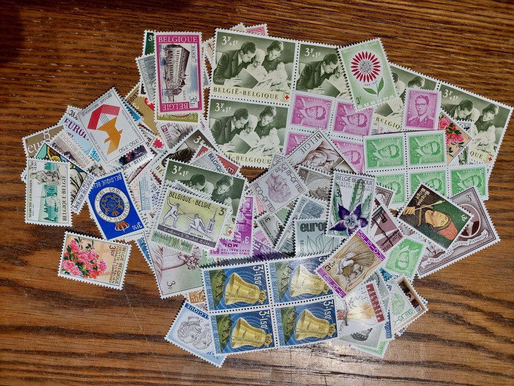 Belgio - Lotto di oltre 3300 francobolli validi, in blocchi, sezioni di fogli e francobolli sciolti. #4.3