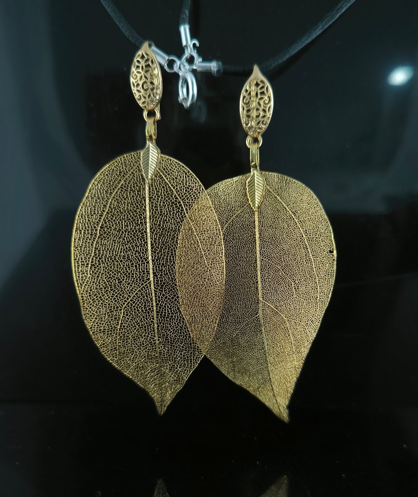 liść Karta - Wysokość: 101 mm - Szerokość: 38 mm- 5.59 g - (1) #1.0