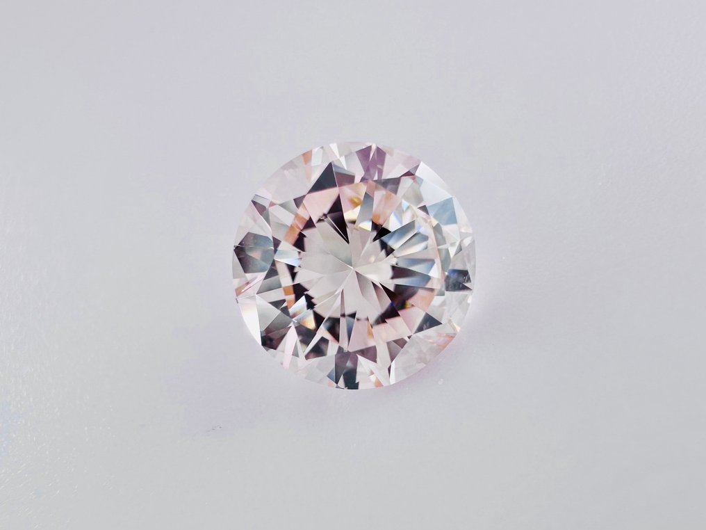 1 pcs Diamant (Colorat natural) - 1.01 ct - Rotund - Fancy light maroniu Roz - VS1 - IGI (Institutul gemologic internațional) - NATURAL #3.2