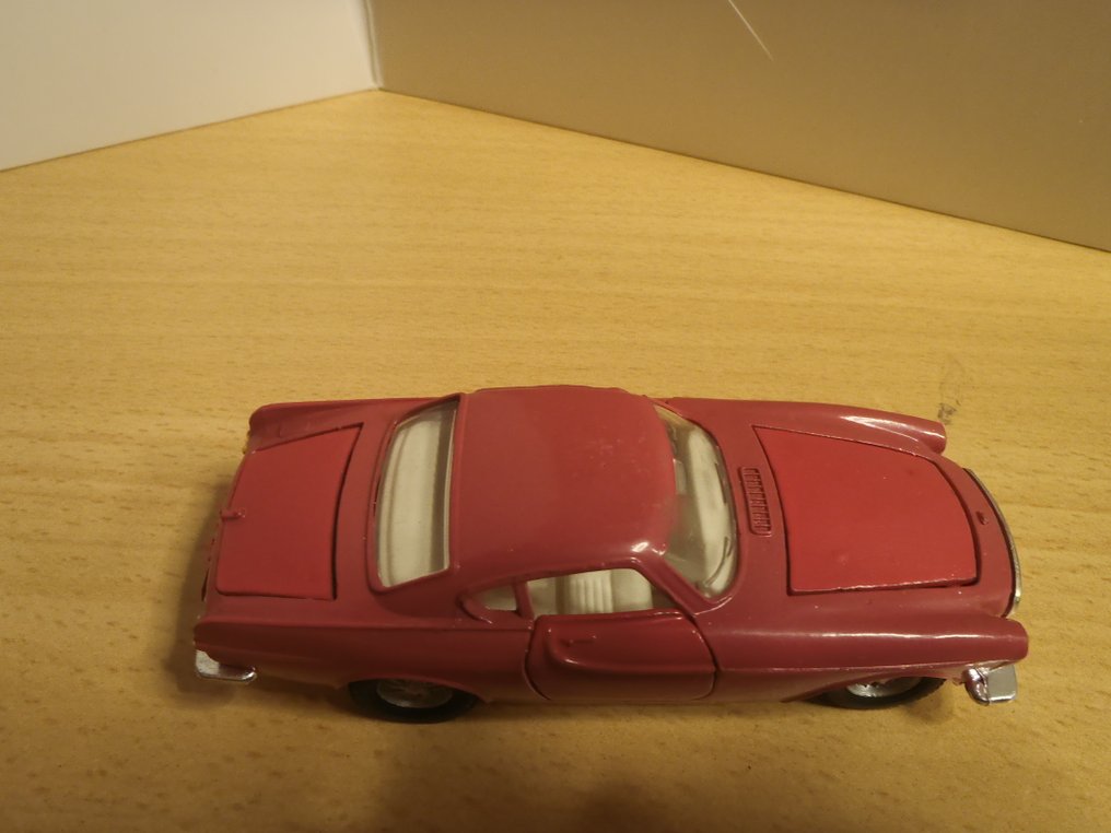Dinky Toys 1:43 - Modelauto - Coupé #4.3
